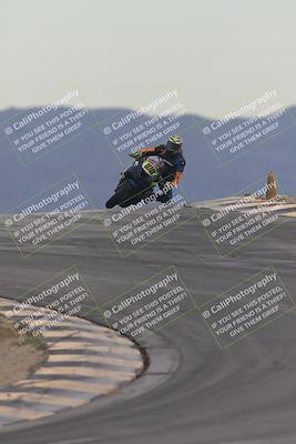 media/Sep-21-2025-Race Pace (Sun) [[98bf33ef95]]/Non Verified/1-Turns 9 and 10 (8am)/